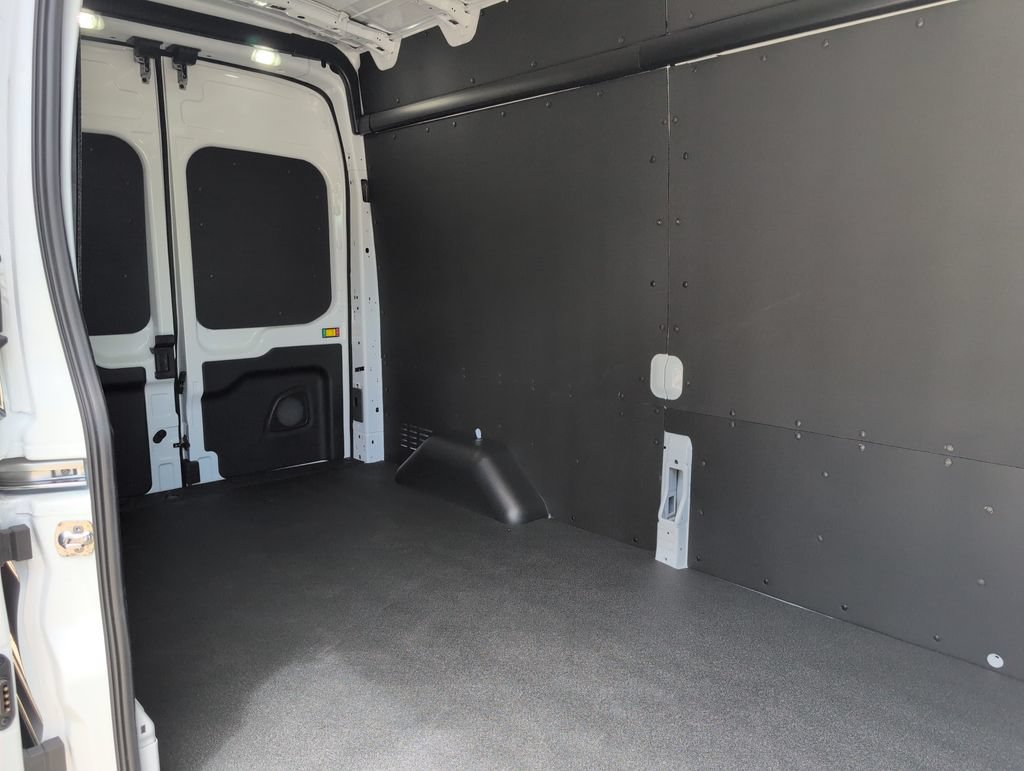 New 2026 Ford Transit 250 148 High Roof AWD w/ Load Area Protection Package image 15
