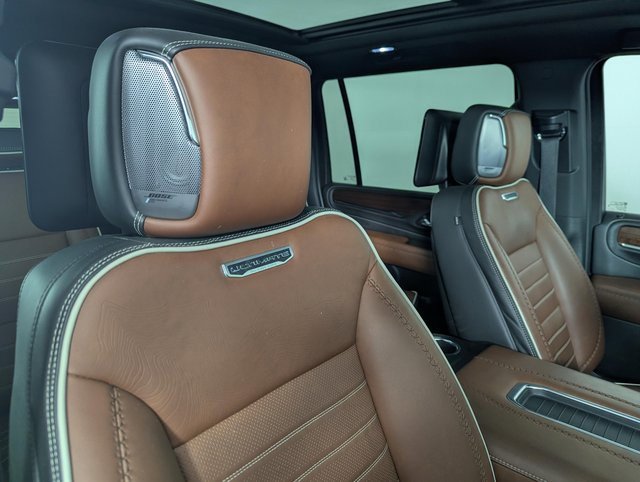 Used 2023 GMC Yukon XL Denali Ultimate image 26