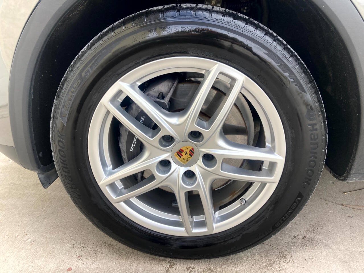Used 2014 Porsche Cayenne AWD/4WD image 41
