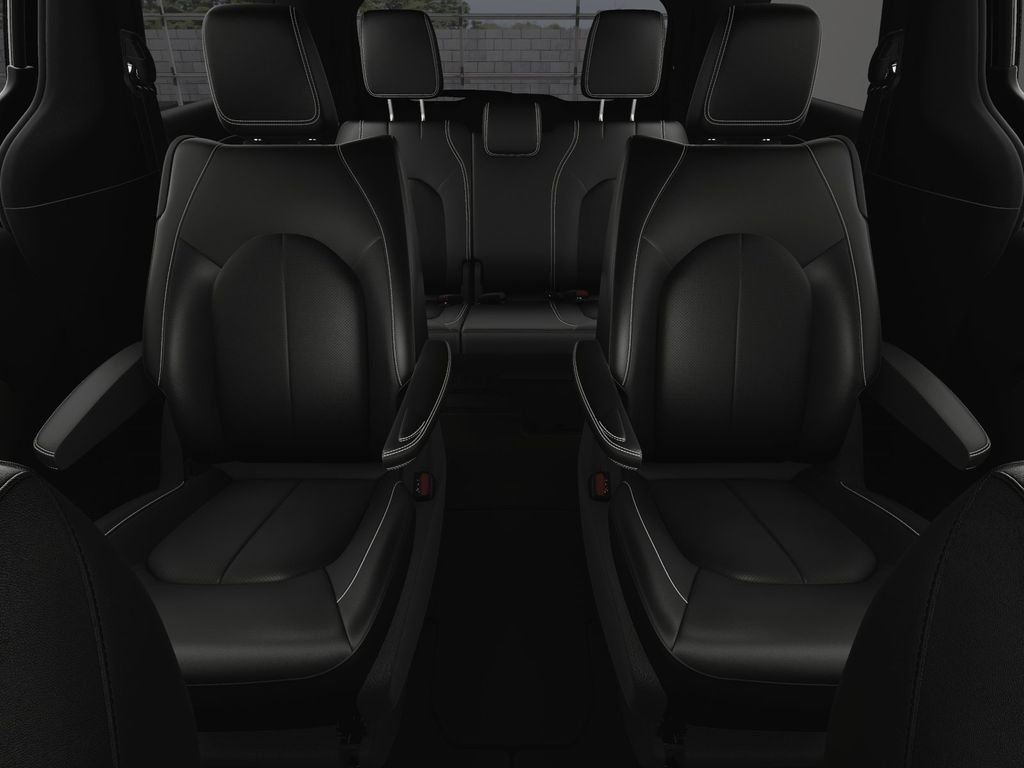 New 2025 Chrysler Voyager LX image 19