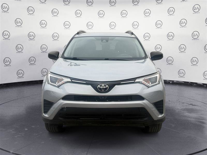 Used 2018 Toyota RAV4 LE w/ All Weather Liner Package image 8