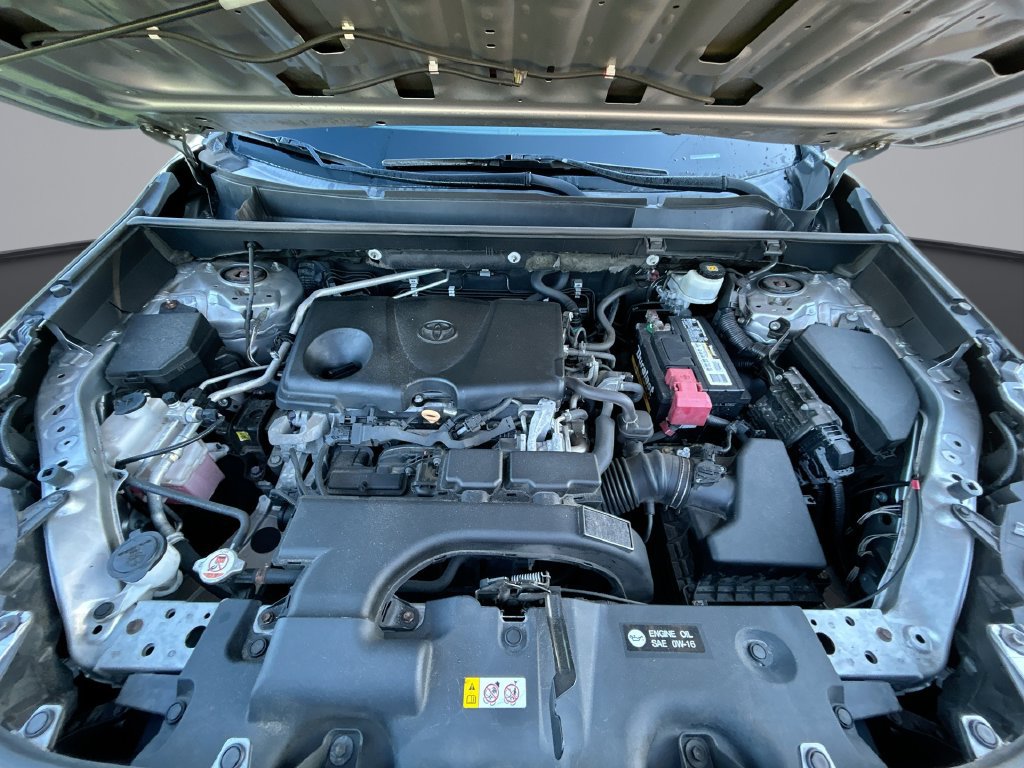 Used 2019 Toyota RAV4 LE FWD image 30