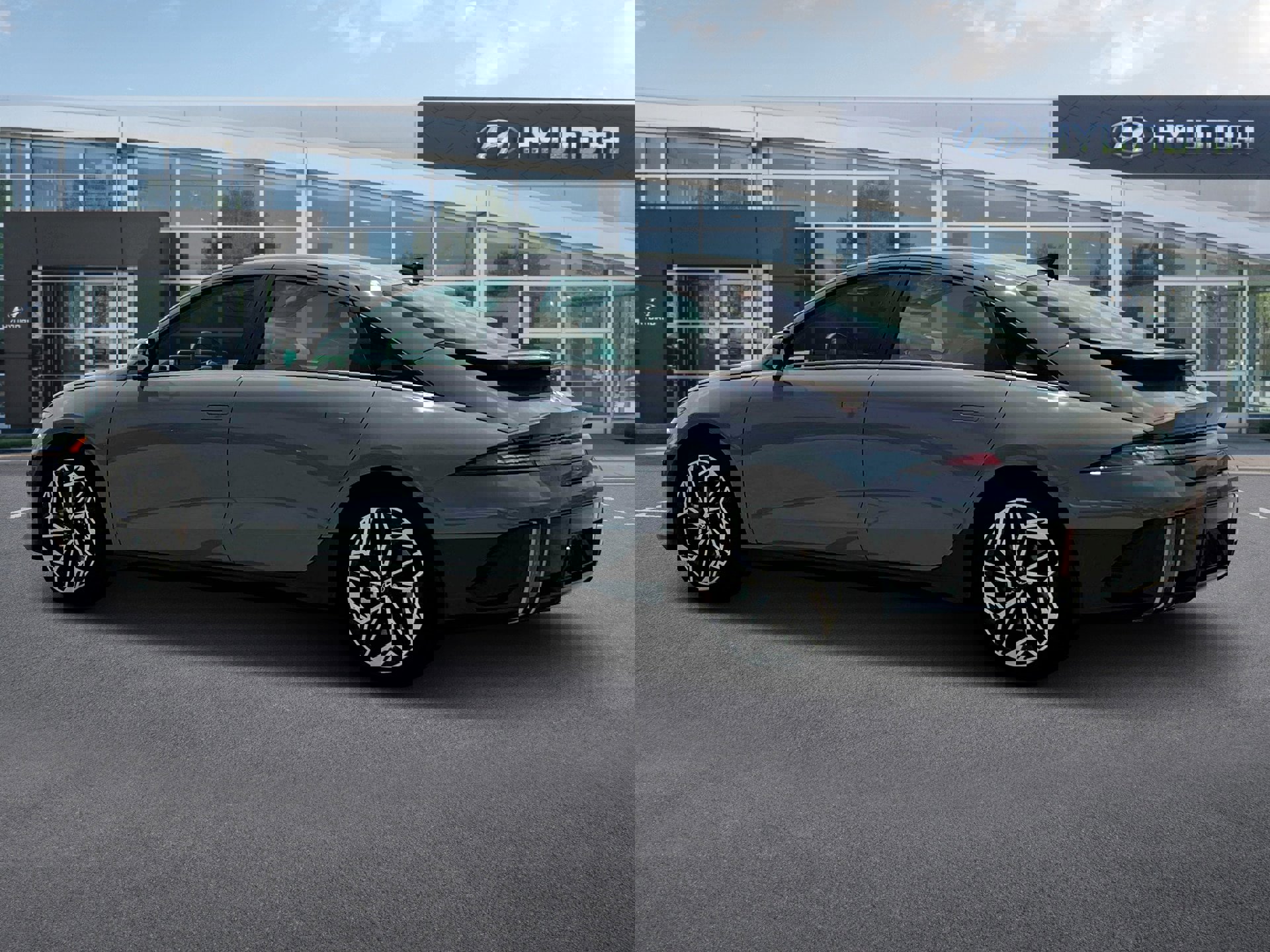 New 2025 Hyundai Ioniq 6 SEL image 4