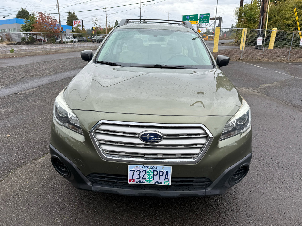 Used 2017 Subaru Outback 2.5i image 3