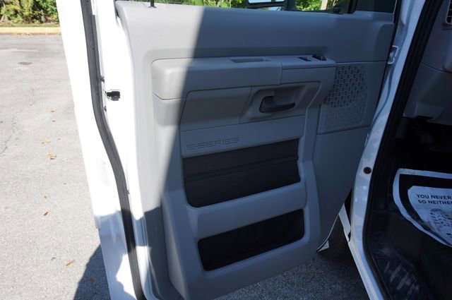 New 2027 Ford E-450 and Econoline 450 Super Duty w/ Power Equipment Group image 25
