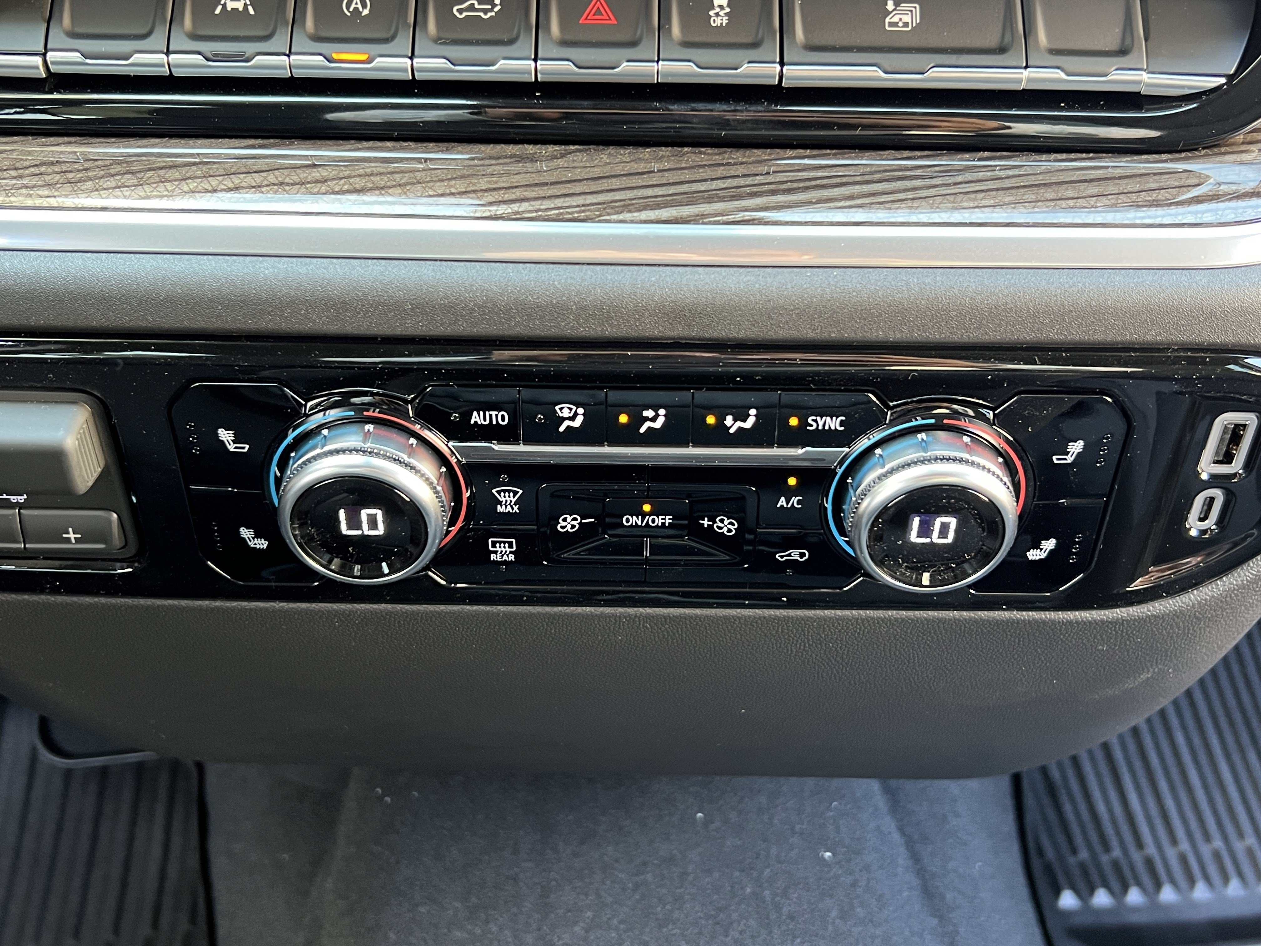 New 2026 GMC Sierra 1500 Elevation AWD/4WD image 29