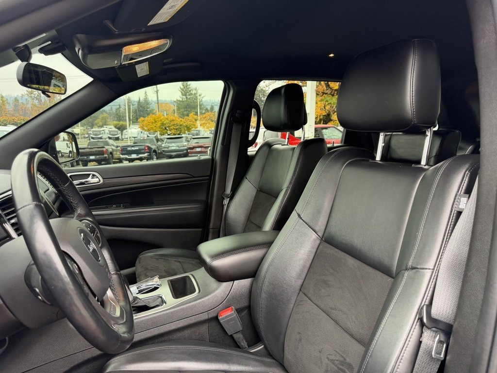 Used 2021 Jeep Grand Cherokee Laredo X image 17