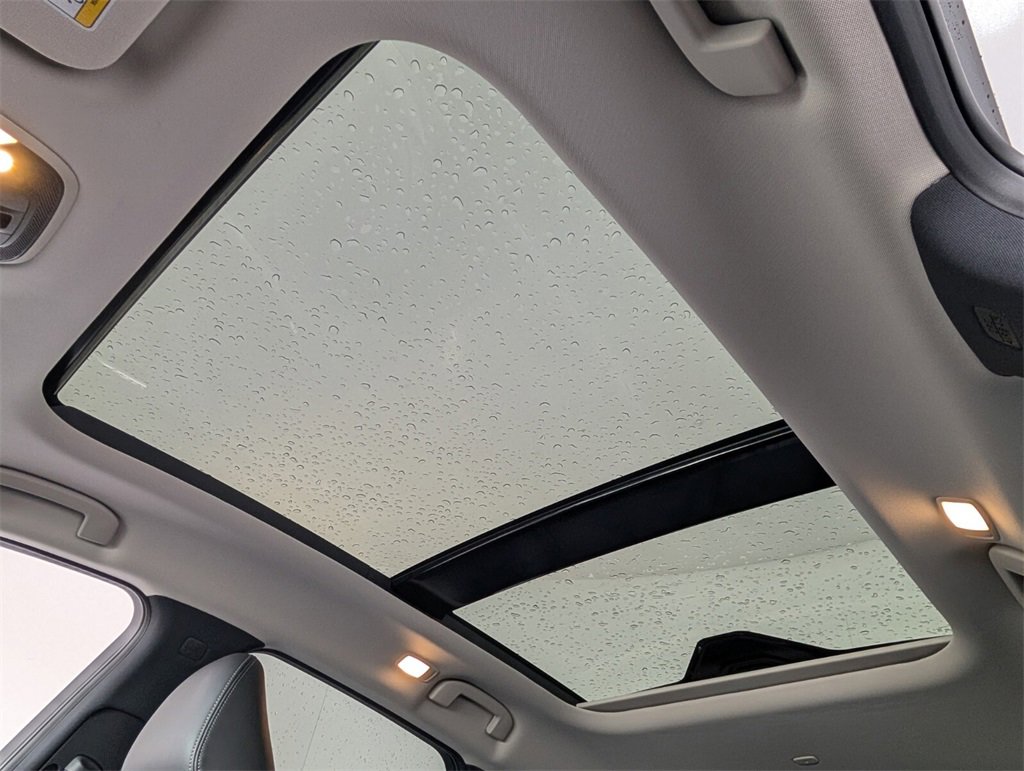 Certified 2025 INFINITI QX50 Luxe image 18