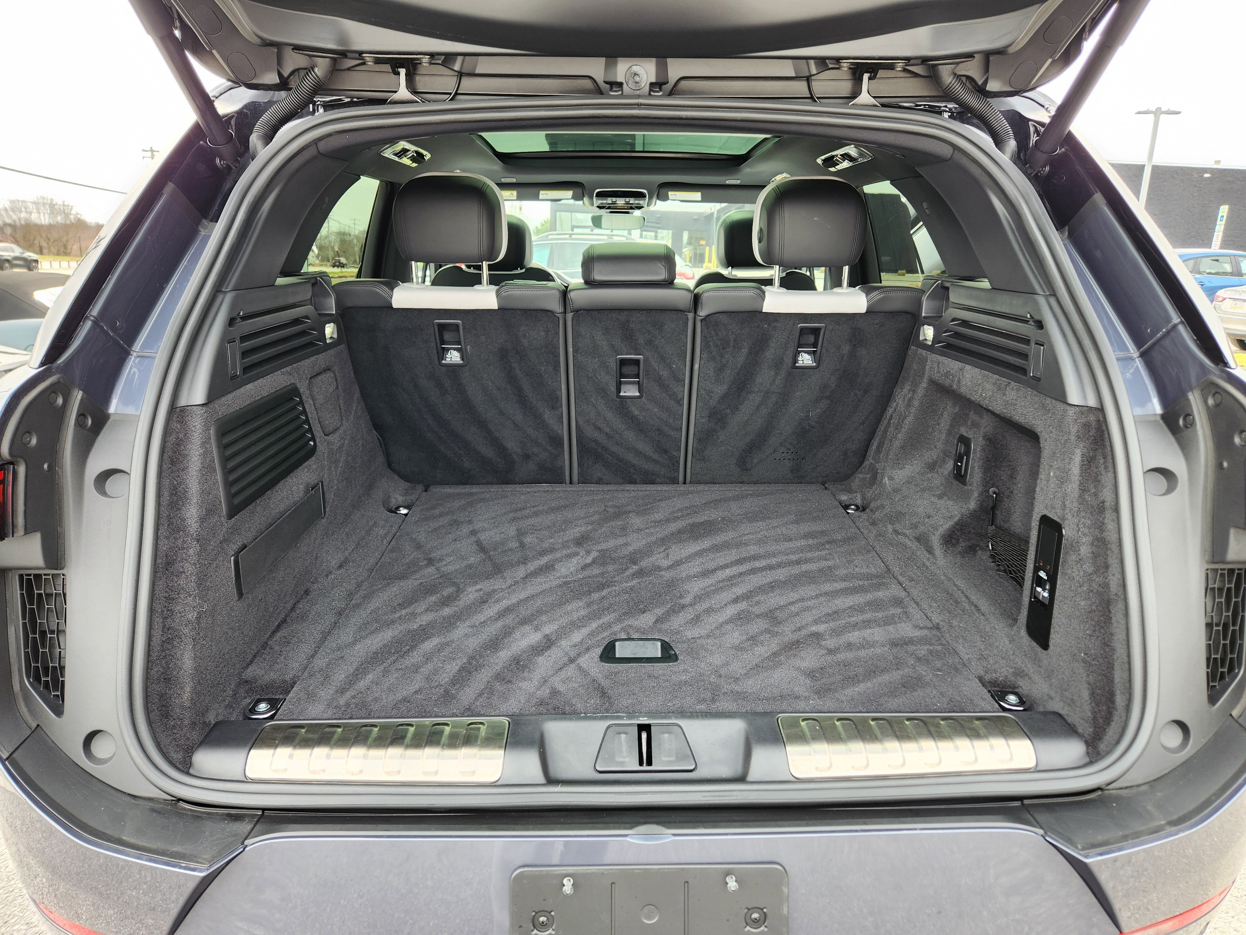 Certified 2025 Land Rover Range Rover Sport Dynamic SE image 8