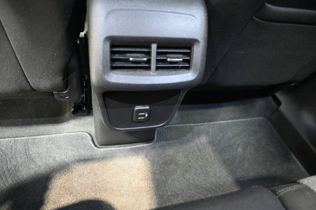 Used 2024 Chevrolet Equinox LT image 24