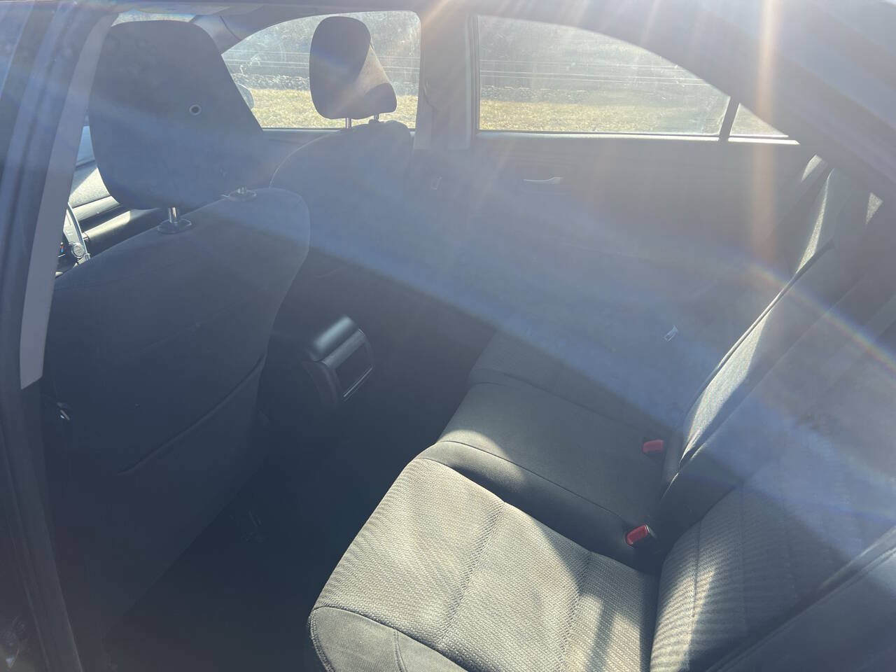 Used 2015 Toyota Camry LE FWD image 4