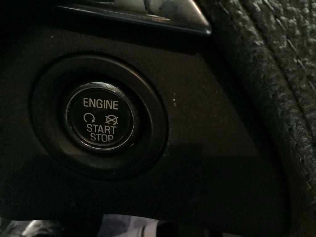 Used 2015 Lincoln MKS AWD w/ Equipment Group 101A image 28