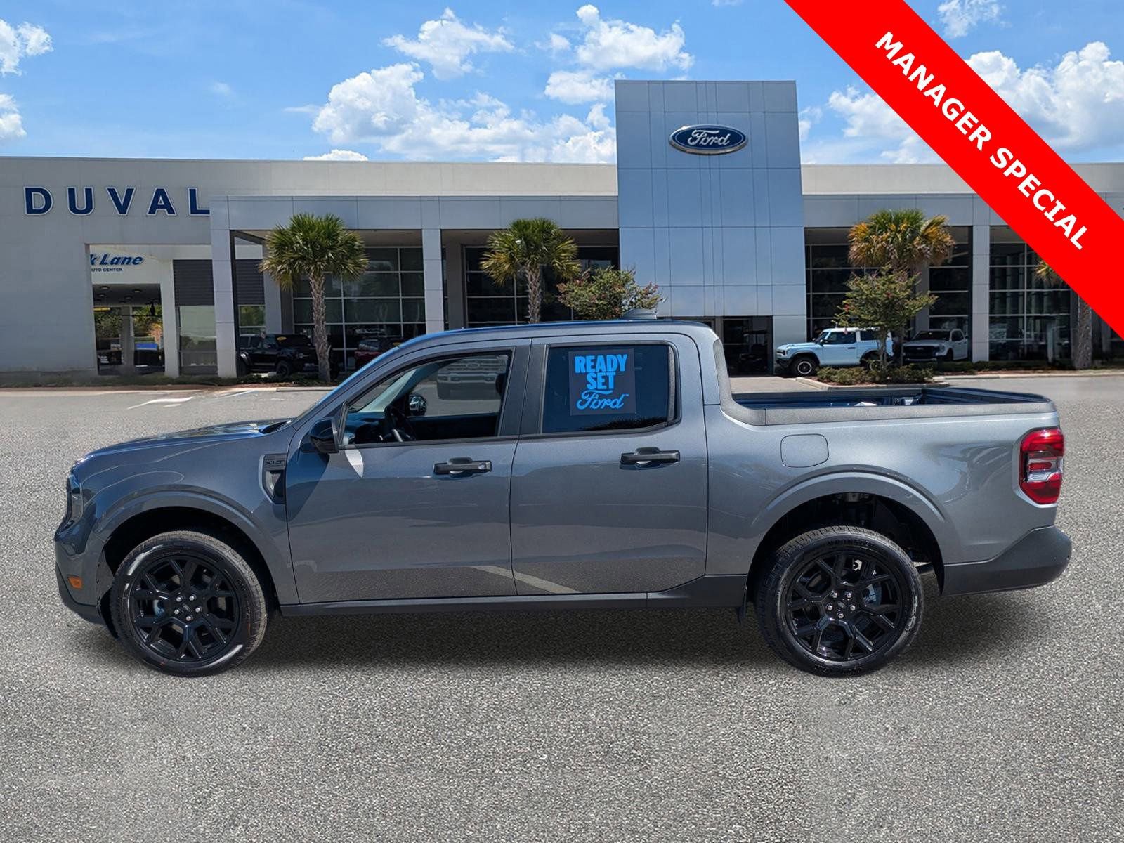 New 2025 Ford Maverick XLT w/ XLT Luxury Package image 6