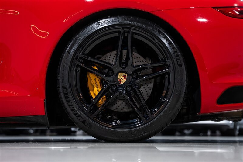 Used 2017 Porsche 911 Carrera RWD image 13