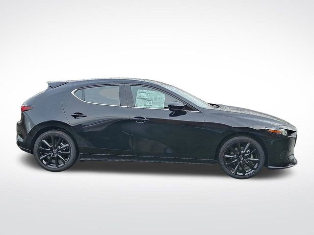 New 2026 MAZDA MAZDA3 Hatchback w/Premium Plus Pkg image 8