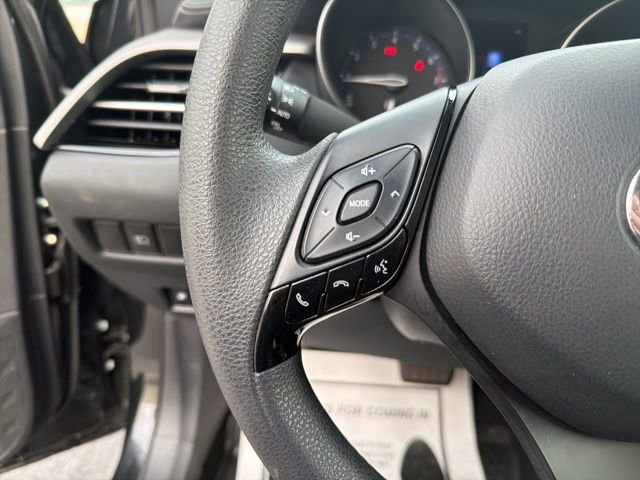 Certified 2021 Toyota C-HR LE image 18