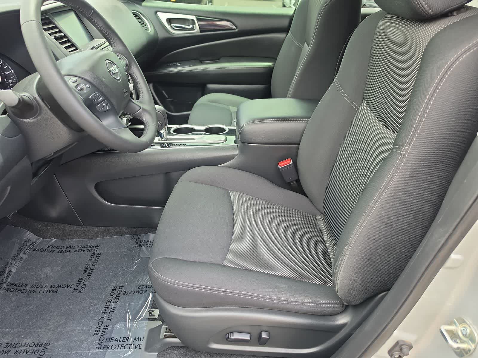 Used 2020 Nissan Pathfinder SV FWD image 15