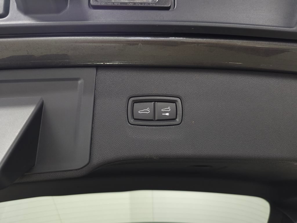 Used 2025 Porsche Cayenne E-Hybrid AWD/4WD image 6