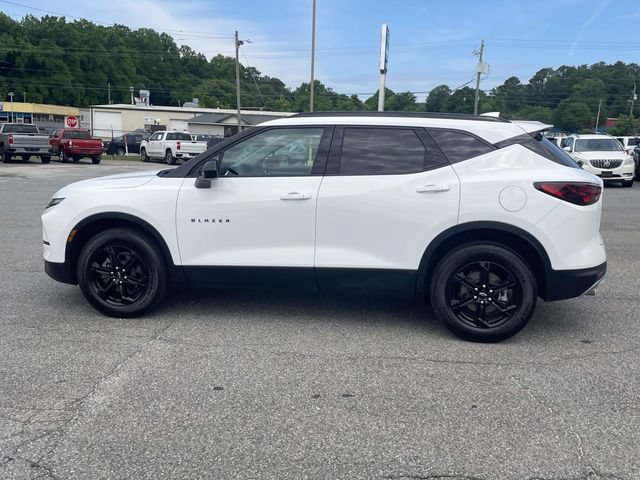 Used 2024 Chevrolet Blazer LT w/ Midnight/Sport Edition FWD image 7