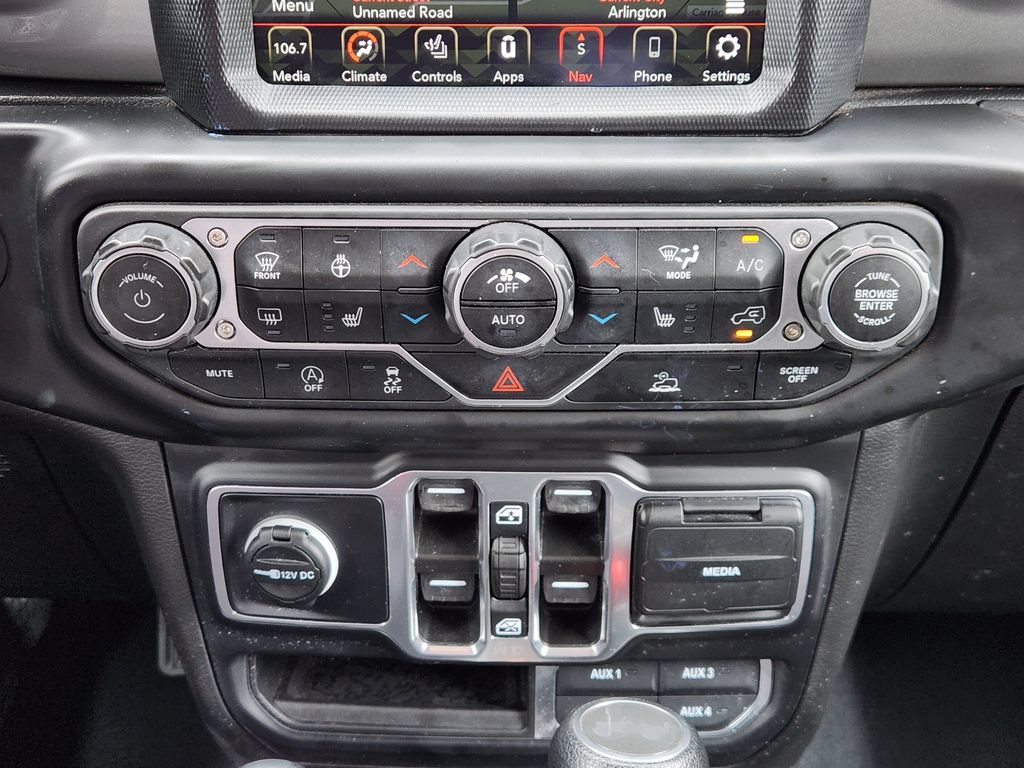 Used 2023 Jeep Wrangler Unlimited Sahara w/ Cold Weather Group AWD/4WD image 18