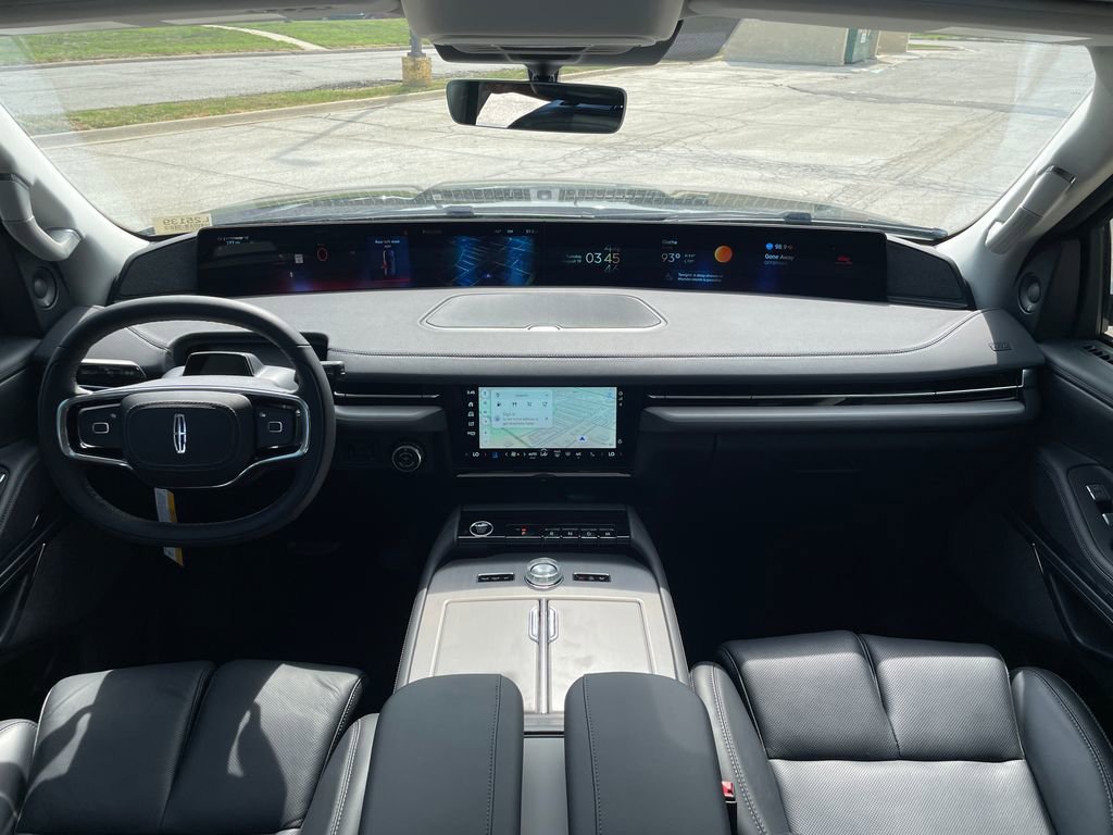 New 2025 Lincoln Navigator Reserve w/ Jet Appearance Package image 15