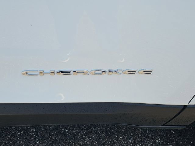 Used 2021 Jeep Cherokee Latitude Lux AWD/4WD image 30