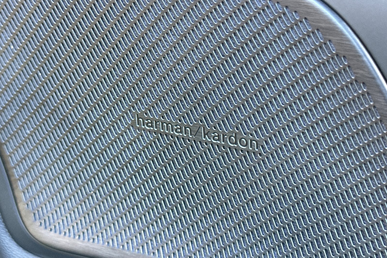 Used 2023 Volvo S60 T8 Plus w/ Climate Package image 19