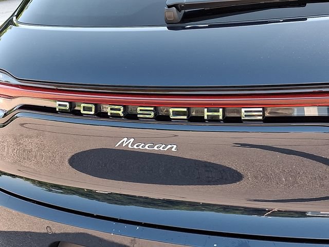 Used 2019 Porsche Macan AWD/4WD image 34