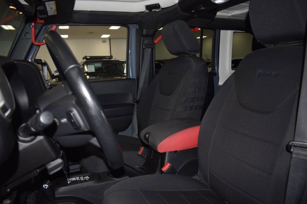 Used 2015 Jeep Wrangler Unlimited Sport w/ Quick Order Package 24S image 30