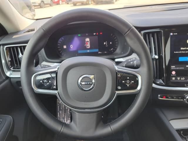 Used 2024 Volvo V60 B5 Cross Country Ultimate AWD/4WD image 17