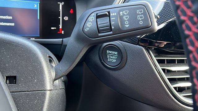Used 2025 Ford Escape ST-Line AWD/4WD image 28