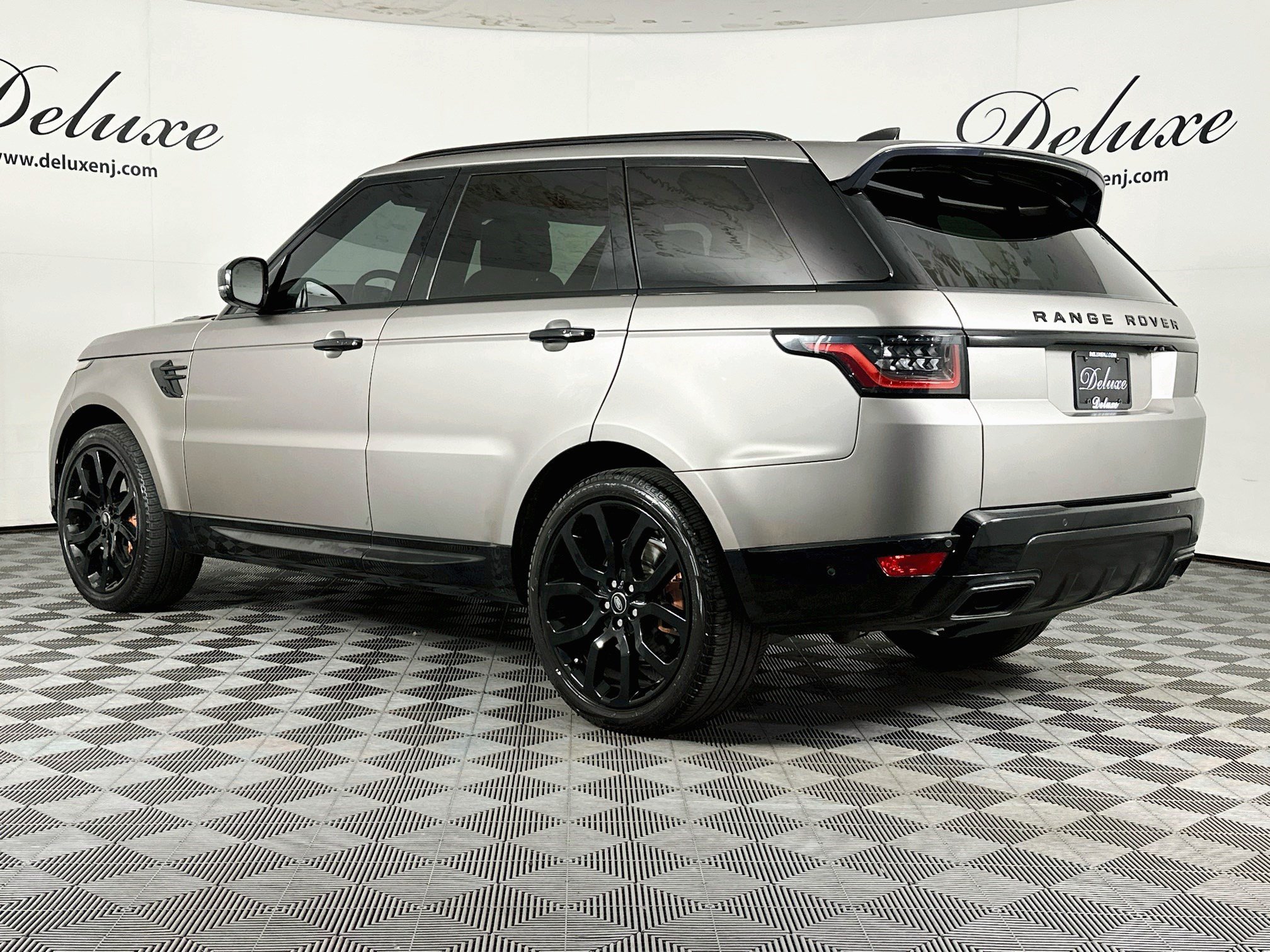 Used 2022 Land Rover Range Rover Sport HSE Silver Edition AWD/4WD image 4