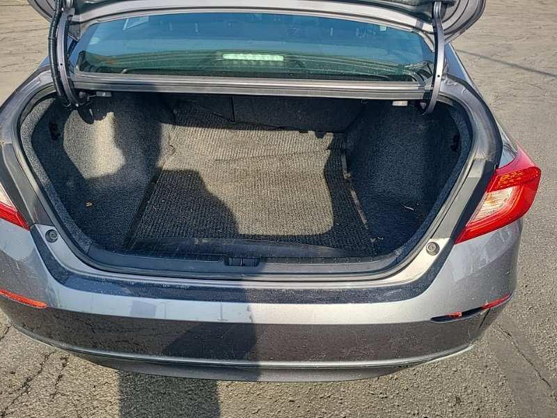 Used 2018 Honda Accord EX-L image 11