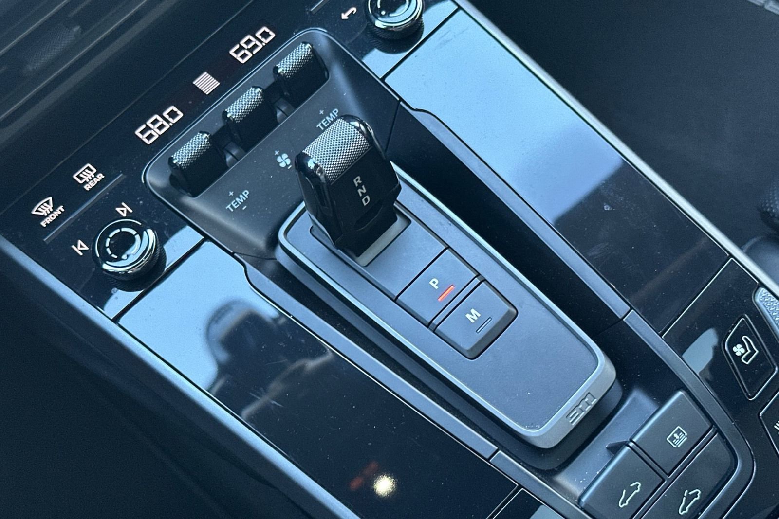 Certified 2022 Porsche 911 Carrera image 27