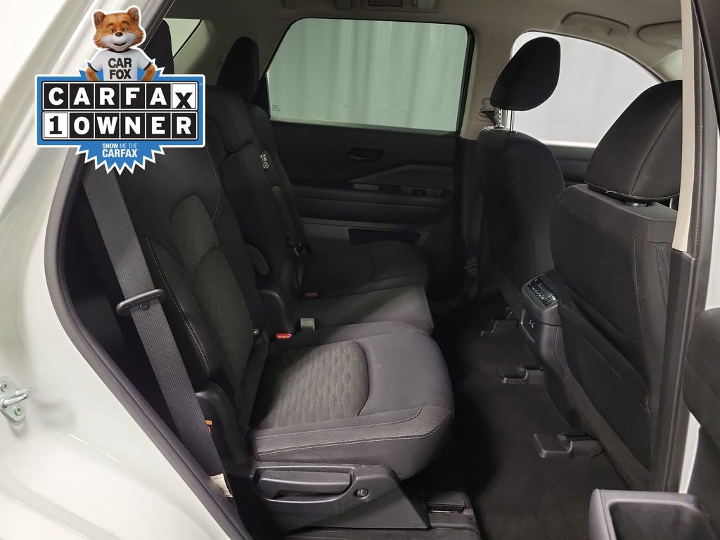 Used 2023 Nissan Pathfinder SV image 24