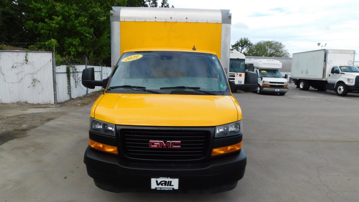 Used 2021 GMC Savana 3500 Extended w/ Power Convenience Package image 4