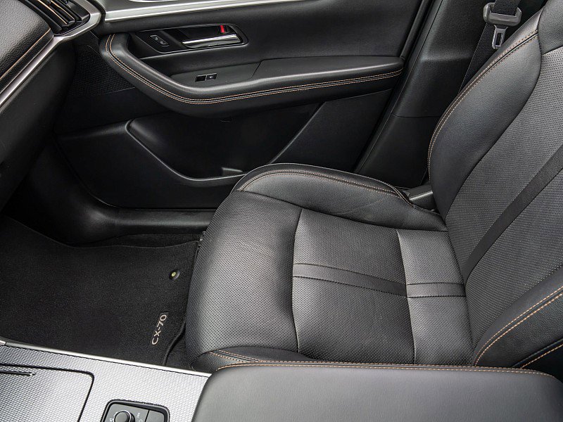 Used 2025 MAZDA CX-70 3.3 Turbo w/ Preferred Package image 31