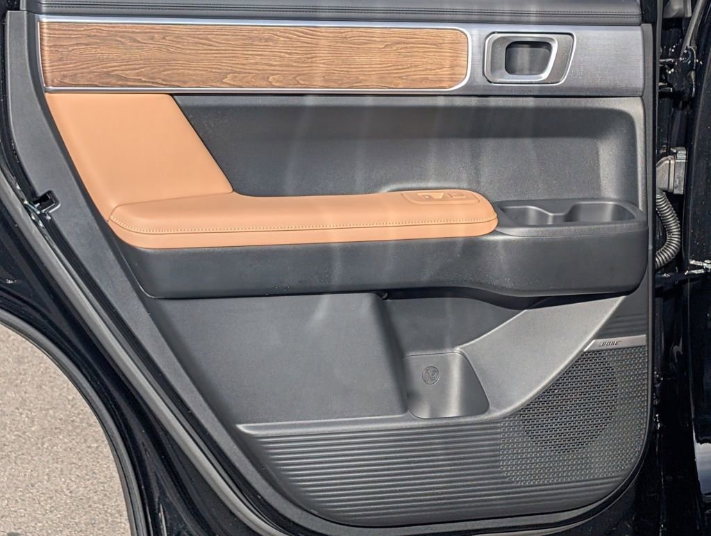 New 2025 Hyundai Santa Fe Limited image 27