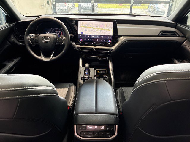 Used 2026 Lexus TX 350 AWD w/ Technology Package image 10