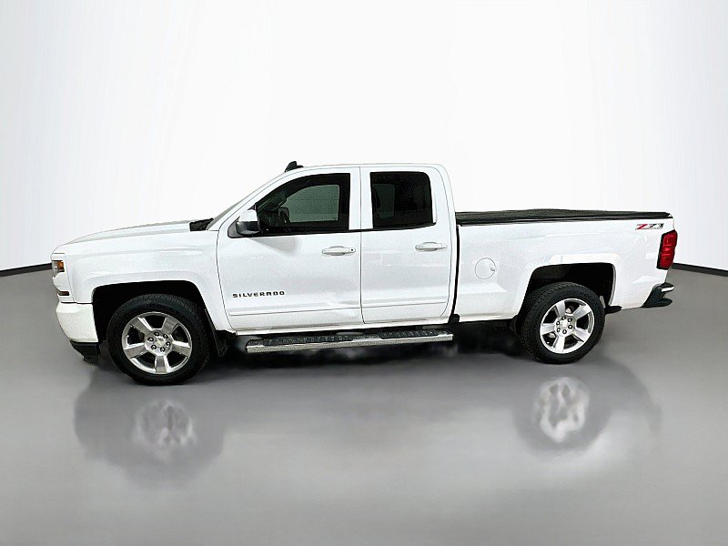 Used 2017 Chevrolet Silverado 1500 LT w/ All Star Edition AWD/4WD image 4
