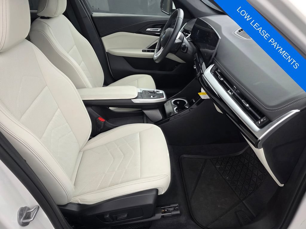 Certified 2026 BMW X1 xDrive28i AWD/4WD image 25