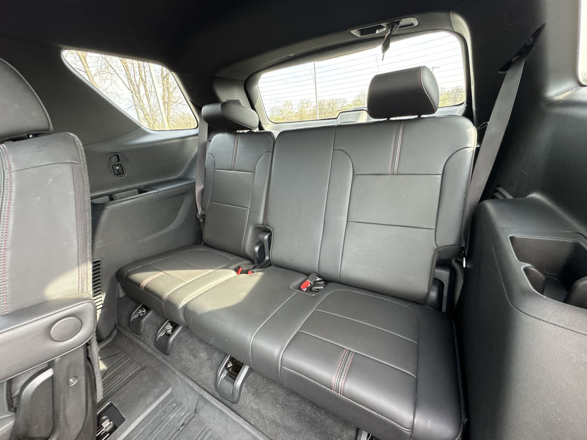 Used 2023 Chevrolet Traverse RS w/ LPO, Cargo Package AWD/4WD image 24