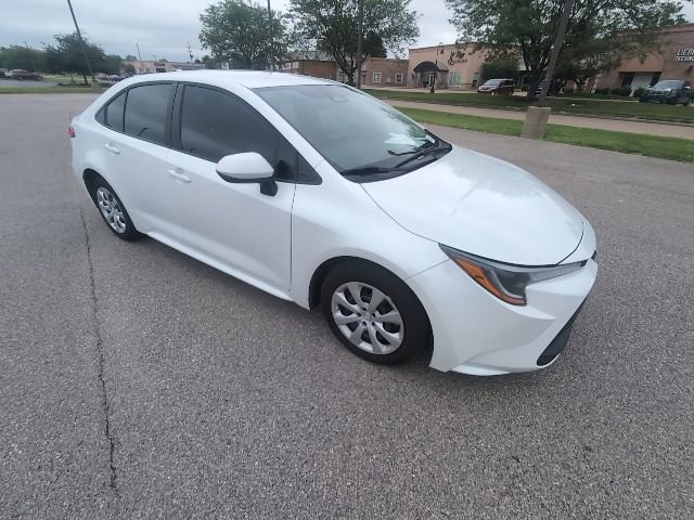 Used 2025 Toyota Corolla LE FWD image 1