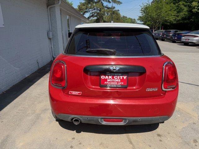 Used 2018 MINI Cooper 4-Door Hardtop FWD image 6