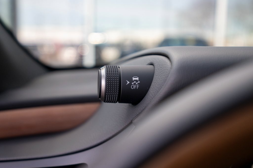 New 2025 Lexus ES 350 Ultra Luxury image 36