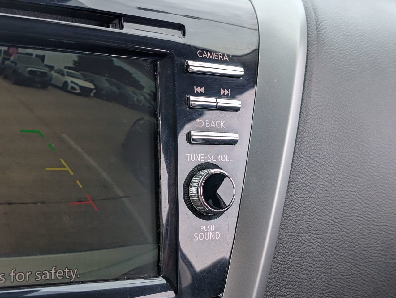 Used 2024 Nissan Murano SV FWD image 15