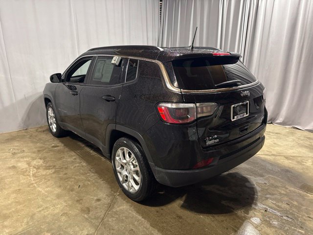 Used 2023 Jeep Compass Latitude AWD/4WD image 29