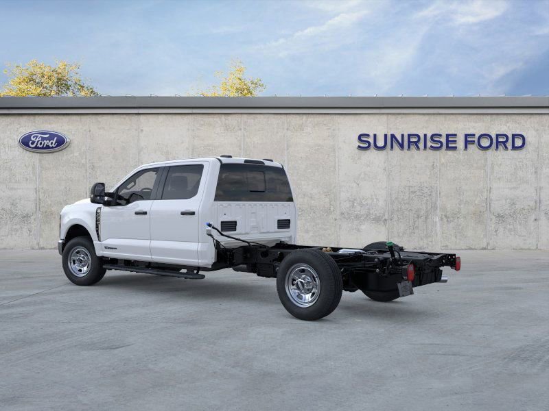 New 2026 Ford F350 XL w/ XL Chrome Package image 4