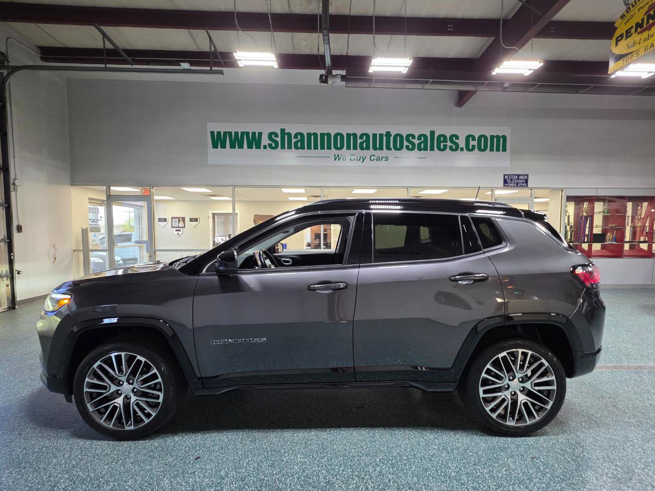 Used 2022 Jeep Compass Limited w/ Elite Group image 11