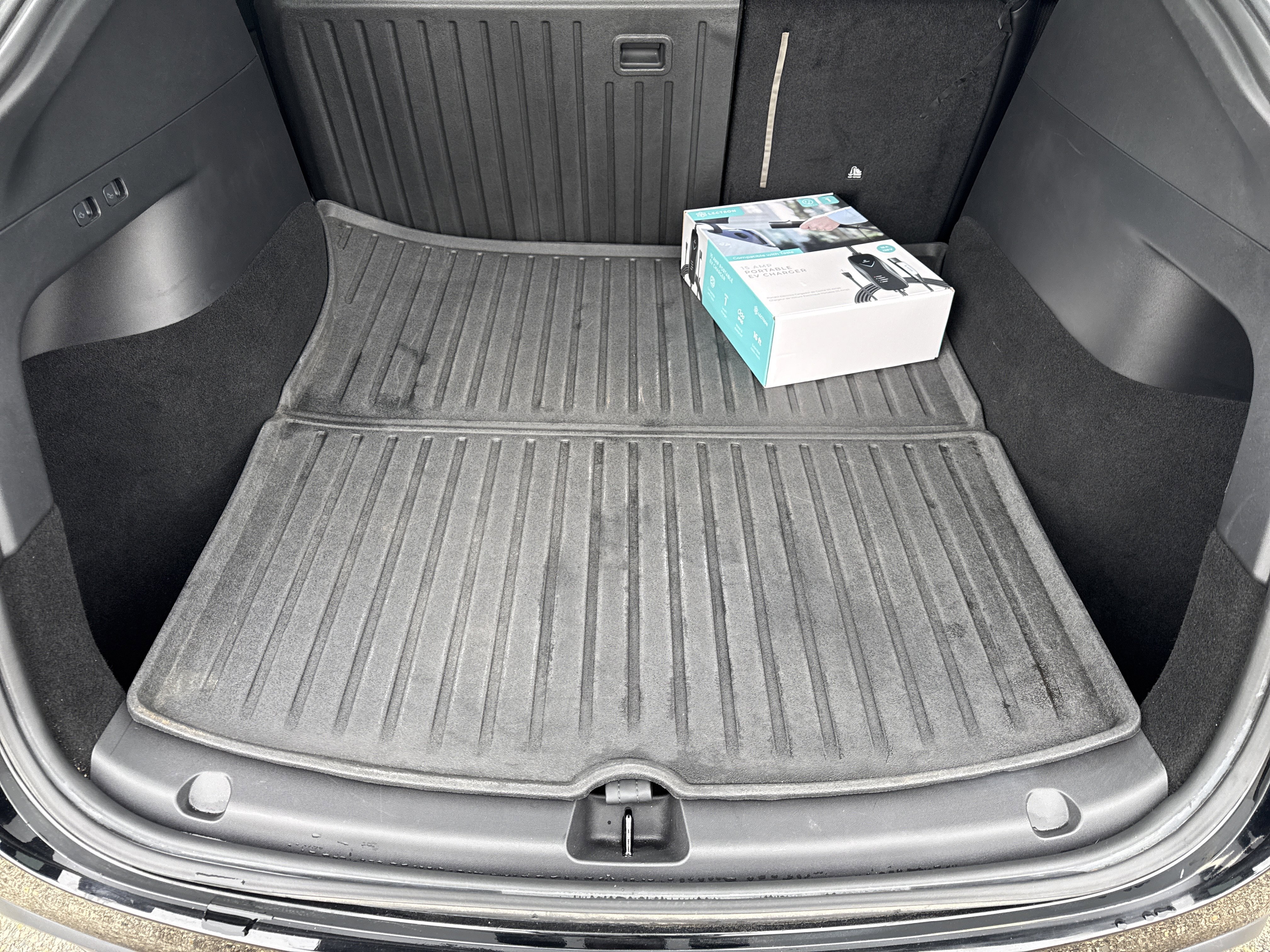 Used 2021 Tesla Model Y Performance image 9